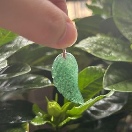 Bacatgem 2 Pcs Natural Green Aventurine Winged Figurines Crystals and Healing Stones,Haped DIY Winged Pendant