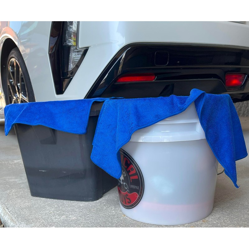 TARO WORKS Performance-Driven 300G Microfiber Car Wash Towel, Medium Form,