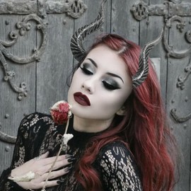 AUOCATTAIL Devil Horns Headband Horn Hair Hoop Gothic Party Headpiece Stage Hairband Cosplay Headwear Costume Dress Up Hair Accessories (Silver, One Size)