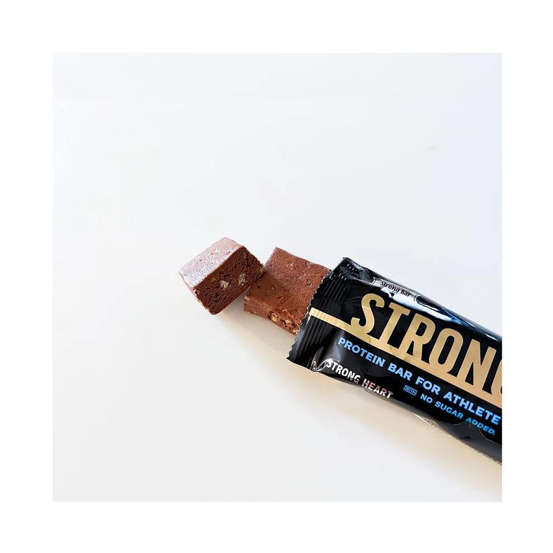 Strong Bar (ストロングバー) プロテインバー 保存料無添加 プロテイン22.5g 砂糖不使用 食物繊維10g 原材料たったの8つ シンプル&ナチュラル処方