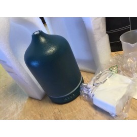 Essential SioSavt Essential Oil Diffuser; Green 100ml Ultrasoni Cool Mist Ceramic W/Lights