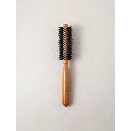 DAISO Wood Roll Brush
