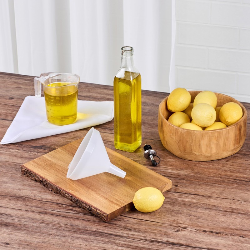 Restaurantware-Met Lux 16-Ounce Plastic Funnel, 1 Plastic Funnel - Precise