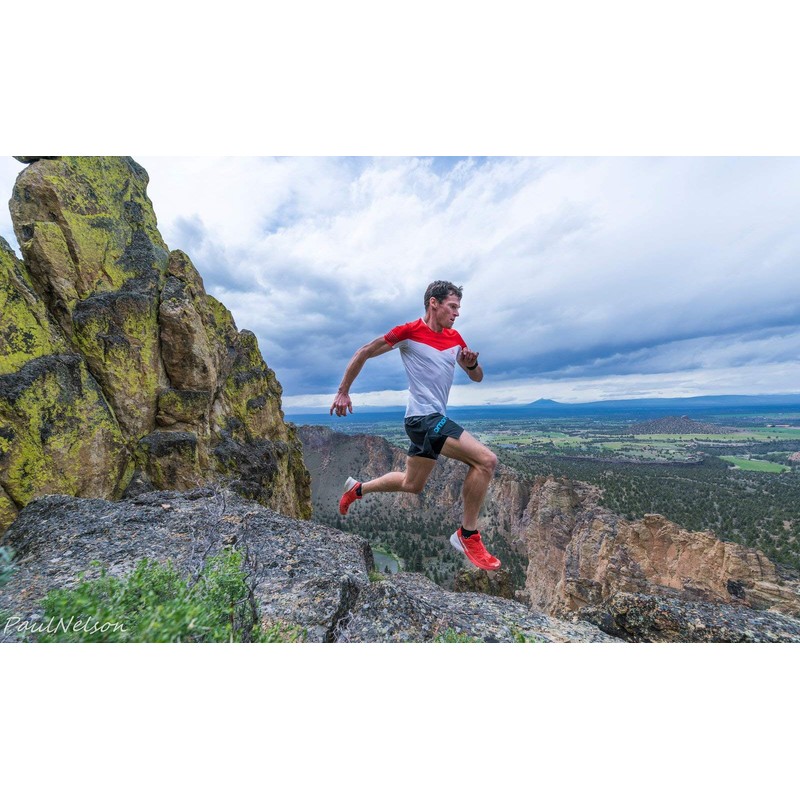 Swiftwick- ASPIRE ONE Running & Cycling Socks for Men &