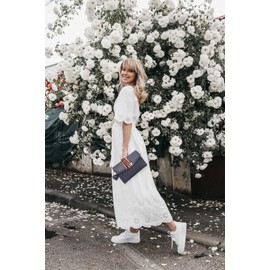 Gigi - Women's Small Leather Crossbody Bag - Clutch Bag With Detachable Adjustable Shoulder Strap - With Heart Keyring Charm - Othello 8757 - Black