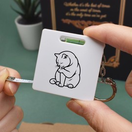 Azeeda 'British Shorthair Cat Licking Paw' Keyring Tape Measure/Spirit Level Tool (KM00046217)