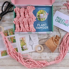 Piglet&Chestnut DIY Plant Hanger Kit, Macrame Beginner Kit, DIY Craft Kit Learn to Macrame UK Made, Pastel Pink