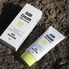 Reference is [1+1] Vitamin Tone-Up Sun Cream Gold Collection UV