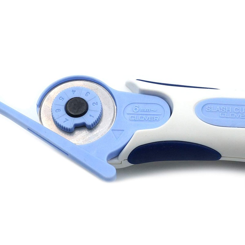 Clover Slash Cutter, 28 mm Size, Multicolor