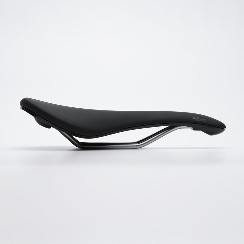 Fabric Scoop Elite Shallow Saddle – CroMo Rails – Natural