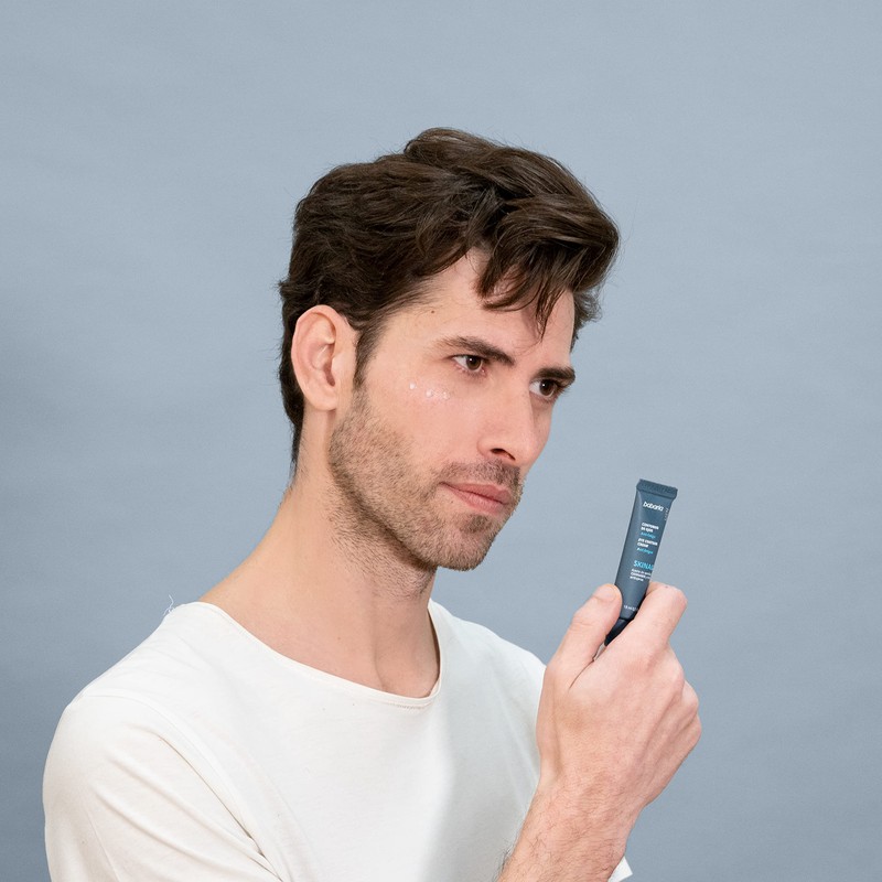 Contorno De Ojos Skinage Men 15 ml