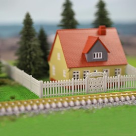 N Scale Fences with Gates Building Wall for Model Trains Diorama Scene (Style A-White)