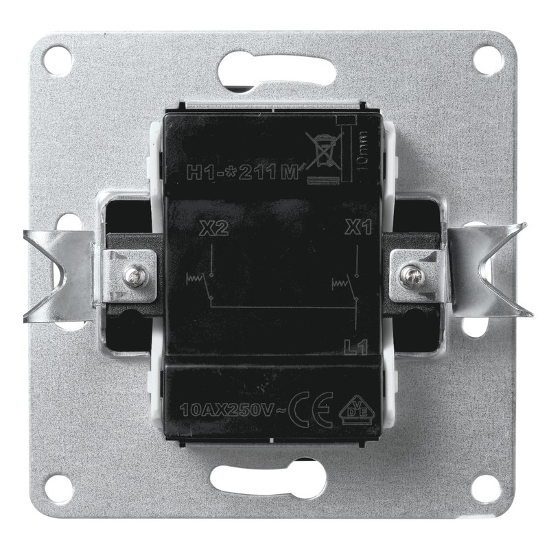 McPower Flair 2-Way Toggle Switch, 250 V~/10 A, Flush-Mounted Light