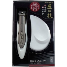 Green bell craftsmanship catcher nail clippers & stainless nail file set by Skill of Takumi