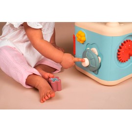 Smoby Little - Motor Skills Cube from 1 Year - Activity Cube with 5 Sides and Over 13 Activities to Promote Motor Skills Toy for Children from 12 Months