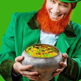 DINESIL St. Patrick's Day Gold Coins, 120 Pieces Gold Green Lucky Coins Plastic Shamrock Leprechaun Coins, 3-Leaf Clover Coin Table Scatter Decoration for St. Patrick's Day Party Favors