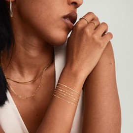 Freekiss Gold Stack Bracelets for Women: Dainty Thin Chain Bracelet Set Trendy 14K Gold Plated Paperclip Bracelets for Women Adjustable Figaro Rope Lip Box Link Bracelets Gold Womens Jewelry