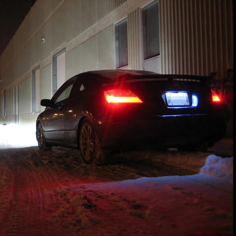 Xotic Tech 3157 40-LED Strobe Flashing Brake Tail Light for