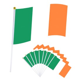 10Pcs Irish St Patricks Day Small Flag Bunting for St Patricks Day Decorations and Accessories, 14x21cm Ireland Mini Handheld Flags Bunting Six Nations Rugby Euro World Cup Football Party
