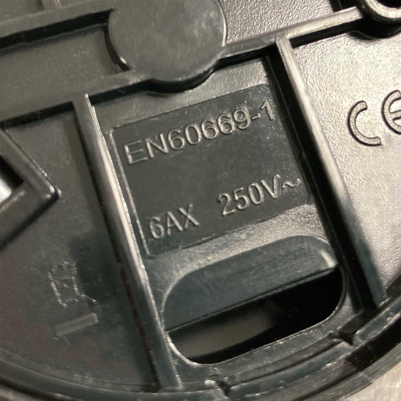 ElekTek Premium Brass Bathroom Light Pull Cord Switch Kit -