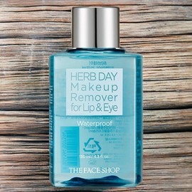 THE FACE SHOP Eye Makeup Remover Eye Makeup Eraser Herb Day Lip & Eye Makeup Remover Waterproof 1pc 130ml / 더페이스샵 아이 메이크업 제거제 눈 화장 지우개 허브 데이 립앤아이 메이크업 리무버 워터프루프 1개 130ml