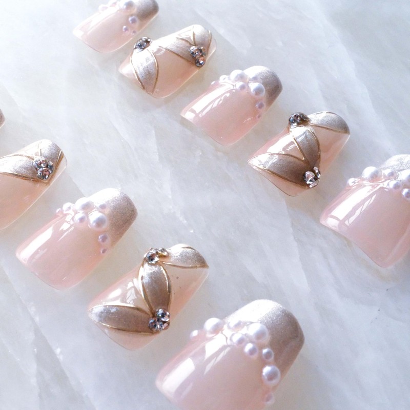 Press-on False Nails, medium ballerina Cat Eye Silk Ribbon with