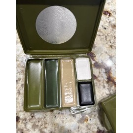 US MILITARY ALL-PURPOSE CAMOUFLAGE FACE PAINT 4 COLOR COMPACT INCLUDING MIRROR