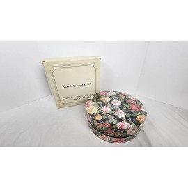 Bloomingdale's Complete Cosmetic Collection w/ Box - New in Box, Vintage, 1994