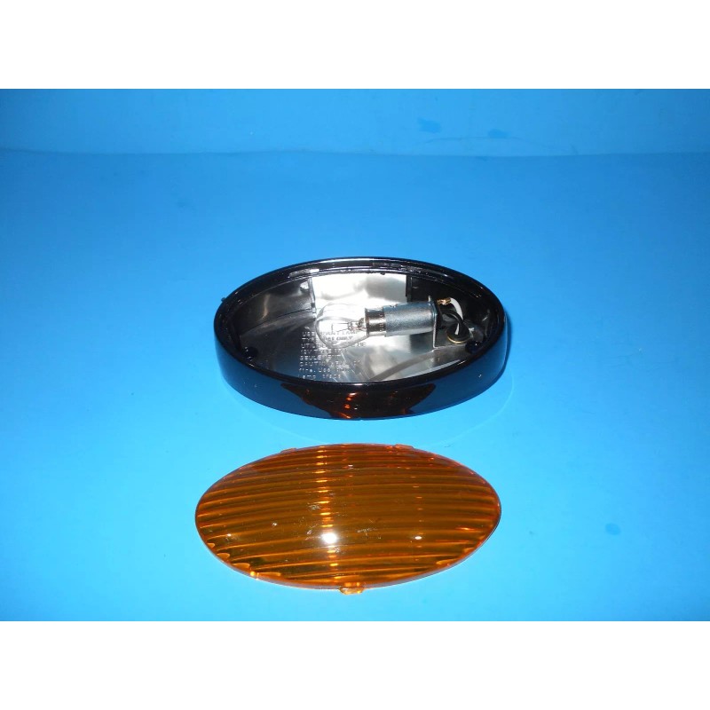GUSTAFSON *12 VOLT RV PORCH LIGHT OVAL AMBER LENSE RV