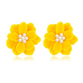 Flower Earrings for Women Girls, Vintage Large Yellow Boho Acrylic Flower Stud Earrings Exaggerated Camellia Earrings Statement Stud Earrings Jewelry Gifts