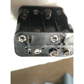 Whites OLDER STYLE WHITES  METAL DETECTOR BATTERY HOLDER 8 CELL HOLDS 8 AA BATTERIES