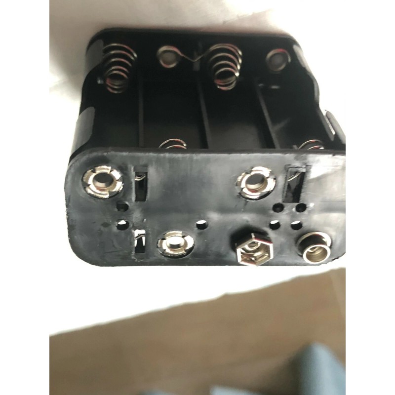 Whites OLDER STYLE WHITES METAL DETECTOR BATTERY HOLDER 8 CELL