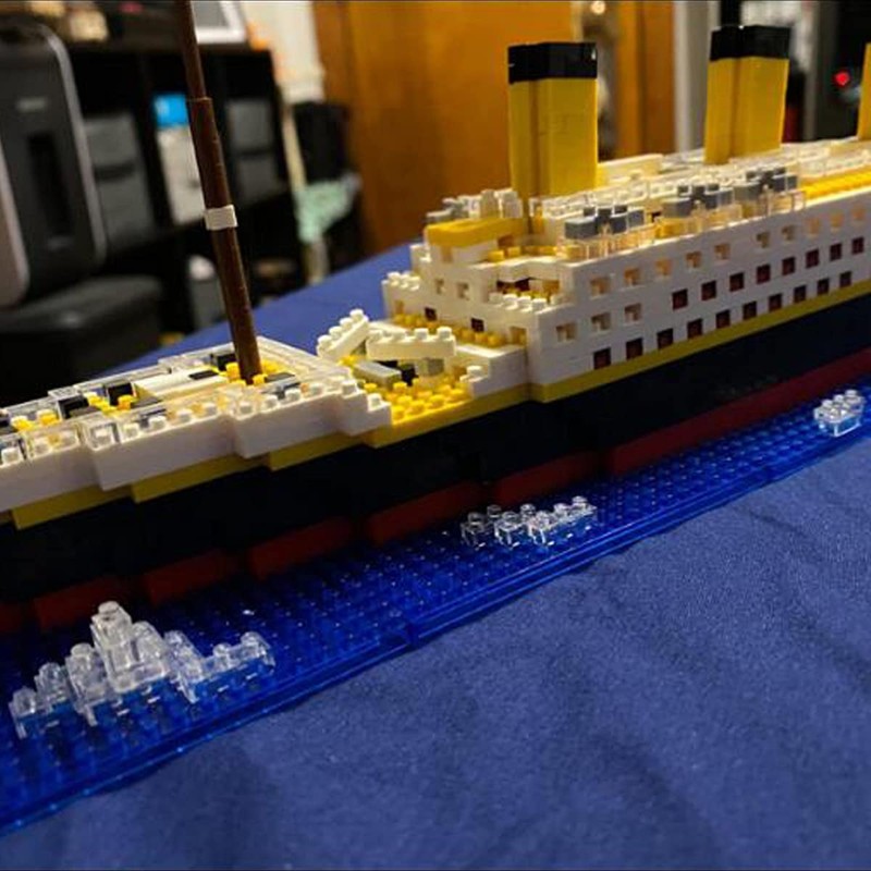 BIDIUTOY Titanic Ship Model Building Block Set, 3D Puzzle Sets