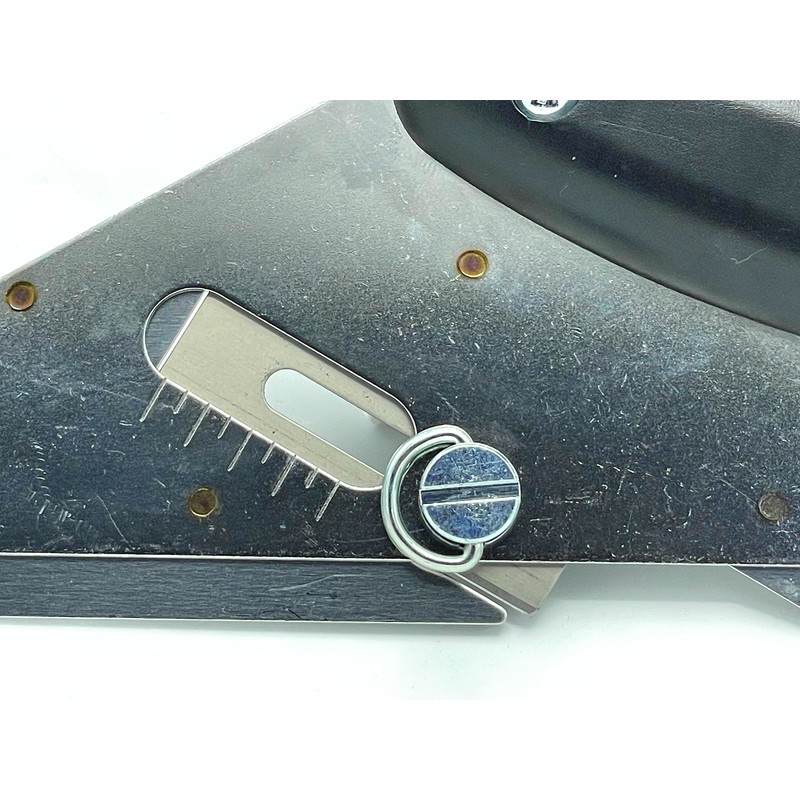 CCA Cushion Back Steel Carpet Tile Cutter