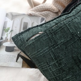 OYIMUA Cushion Cover, 50 x 50 cm, Dark Green, Set of 2, Soft Chenille Cushion Covers, Texture, Bamboo Joints, Sofa, Decorative Cushion, Elegant and Luxury Cuddly Cushion for Living Room, Bedroom