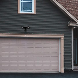 Ciata Lighting 20-Watt LED Bullet Head Outdoor Security Flood Lights with Dual Head, RoHS Complaint, IP65 Rated, 1900 Lumens, 2KV Surge Protection and Motion Sensor in Black Finish – 3000K