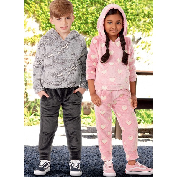 McCall's Sewing Pattern M8250A Child Sportswear