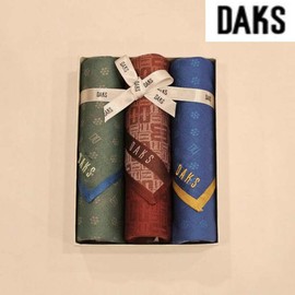 Daks 대구백화점 닥스남녀3매 선염 손수건 세트(DEI325번) Daegu Department Store DAX Unisex 3-Piece Dyed Handkerchief Set (Model DEI325)