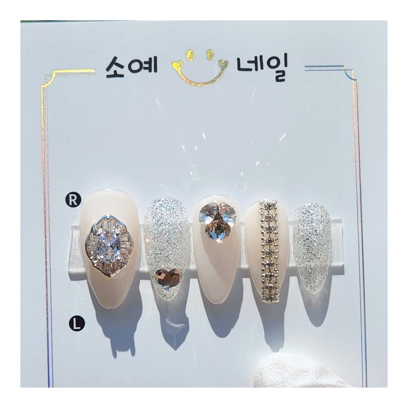 Gorgeous silver zircon chain handmade nail tip - petit coffin