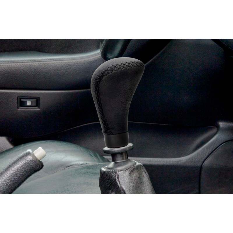 +PWR Car Parts Universal Gear Shift Knob Class Model Black