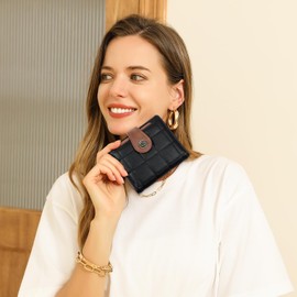 CLUCI Small Wallets for Women RFID Blocking Leather Trifold Compact Credit Card Holder with ID Window Ladies Zipper Coin Purse Black with Brown