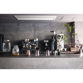 Coffee Kettle Gloss Copper (Niigata/Tsubamesanjo) Beasty Coffee Kettle with a focus on the thickness of the spout and tip shape perfect for drip