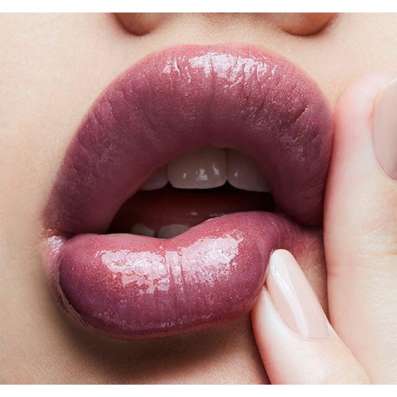 Mac Lipglass - LOVECHILD