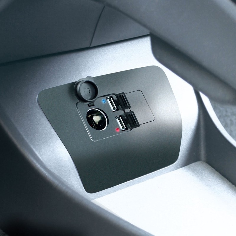 Tsuchiya Yack console 30 series Prius dedicated front console power