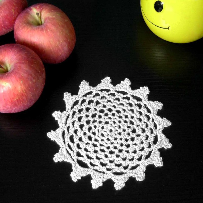 kilofly Crochet Cotton Lace Table Placemats Doilies Value Pack, 4pc,