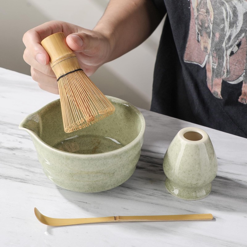 片口茶碗セット 茶道具 片口抹茶碗 茶筅（百本立）茶筅立て 茶杓 片口波身
