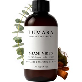 LUMARA Aceite Aromático para Difusor Inspirado en Hotel The One Aroma Herbal Amaderado con Eucalipto, Lirio del Valle, Musgo, Cedro, Sándalo, Roble y Almizcle Para Microdifusión en Seco, Humidificador y Ultrasónico 250 ml