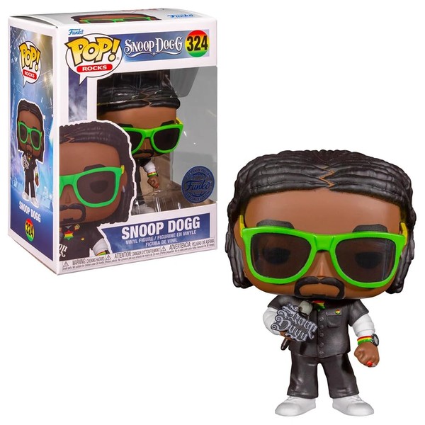 Snoop Dogg Exclusive Vinyl Figure in Legendary Track Suit and