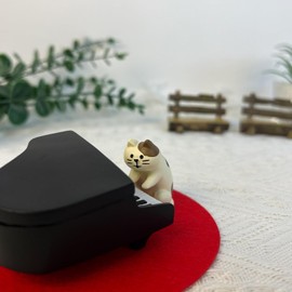 Refintural Cute Cat Playing Piano Statue - Resin Sculpture for Desk Decor in Office, Bedroom, or Fairy Garden (No-Sound Piano Statue)