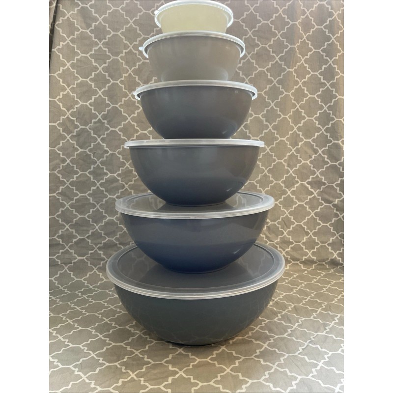 Zulay Kitchen BRAND NEW!! - Never used - Mixing Bowl